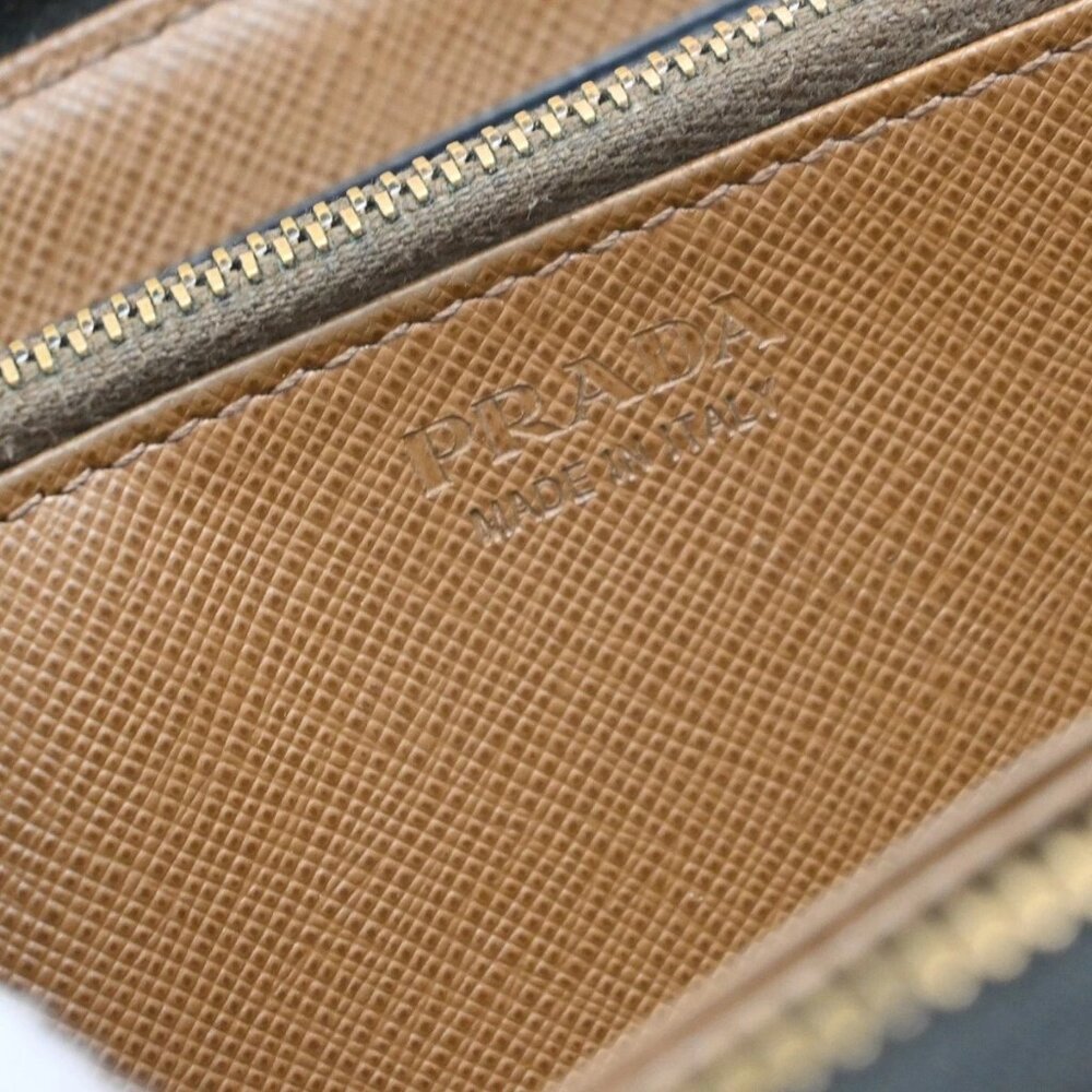 Prada 2 Set Long Zipper Wallet 6 Hooks Key Case S… - image 7